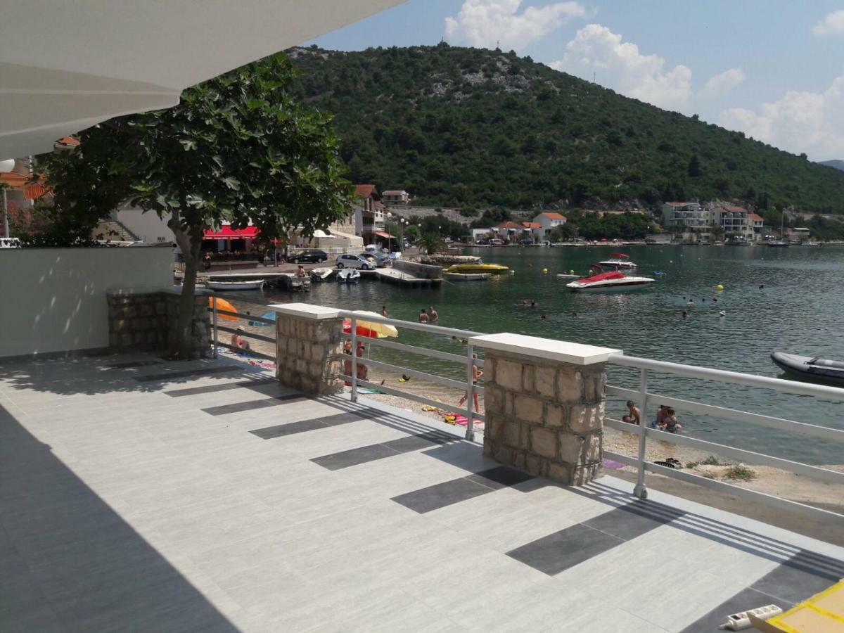 Apartments Villa Plava Клек Екстериор снимка